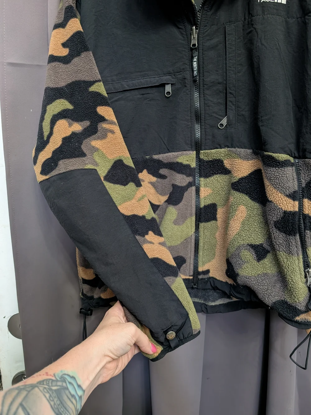 The North Face ’95 Retro Denali Jacket Men M Waxed Camo Fleece Gorpcore